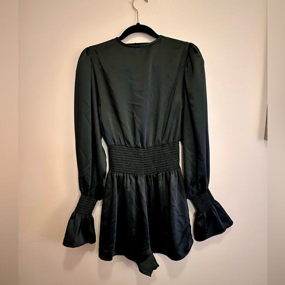 WeWoreWhat Smocked Long Sleeve Romper Women's Medium Long Sleeve - Picture 10 of 12